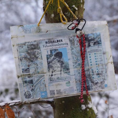 Ferienwohung Am Felsenwanderweg Im Pfaelzerwald Leilighet Rodalben Eksteriør bilde